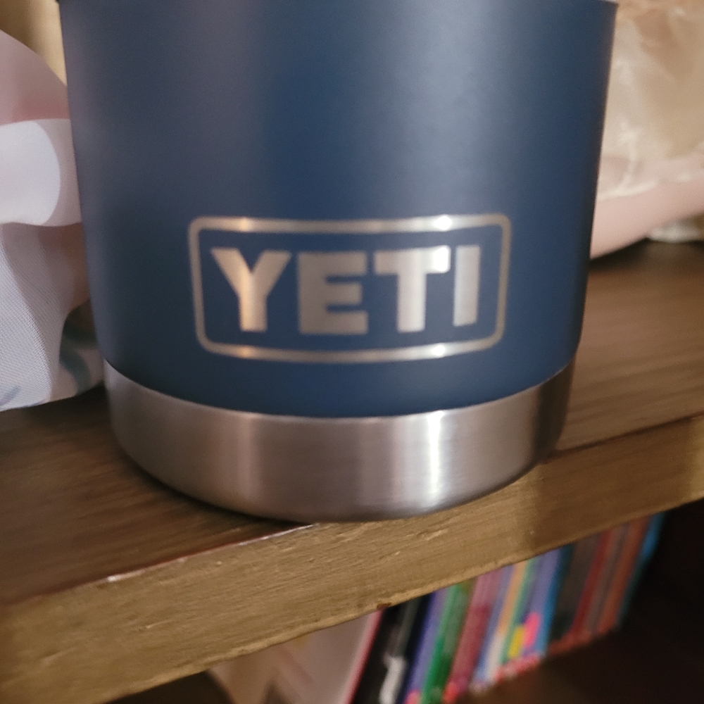 Yeti - Picture 4 of 5